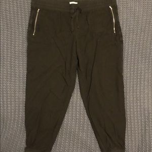 Lou & Grey hunter green jogger pants